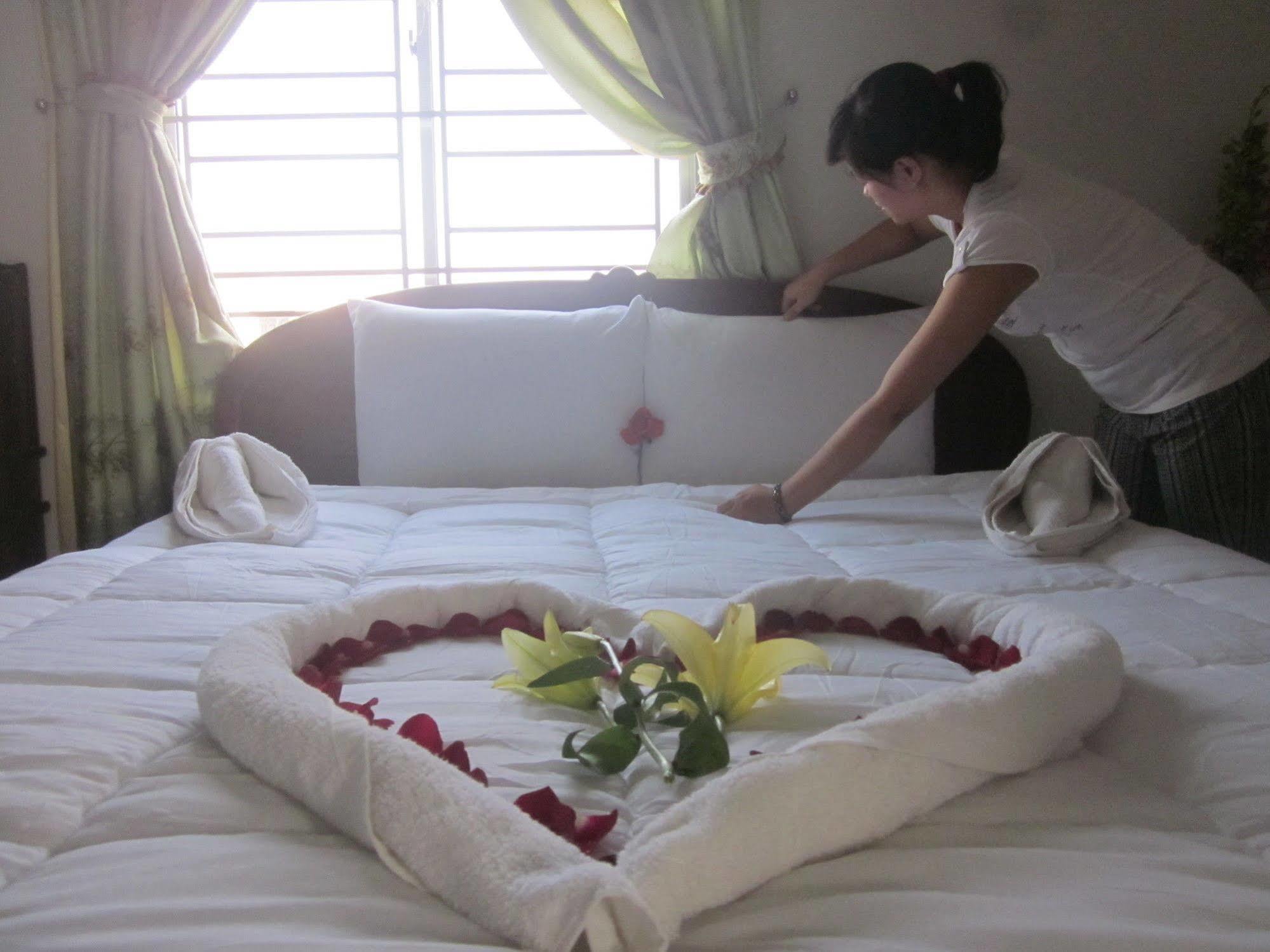 Valentine Hotel Hué Eksteriør billede