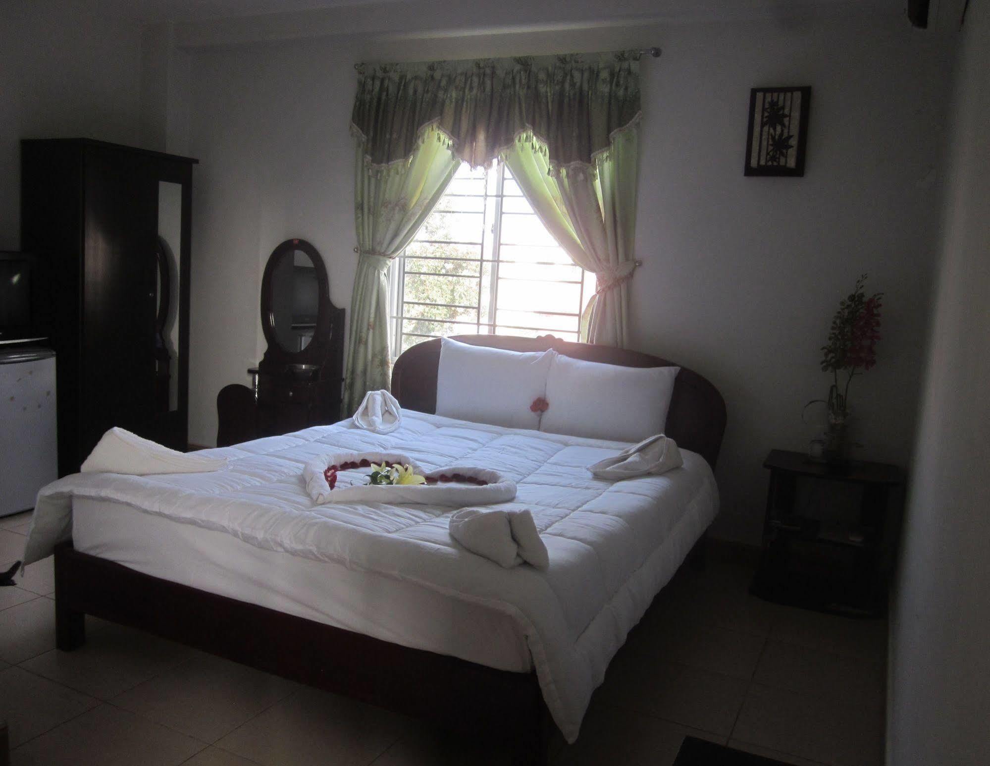 Valentine Hotel Hué Eksteriør billede