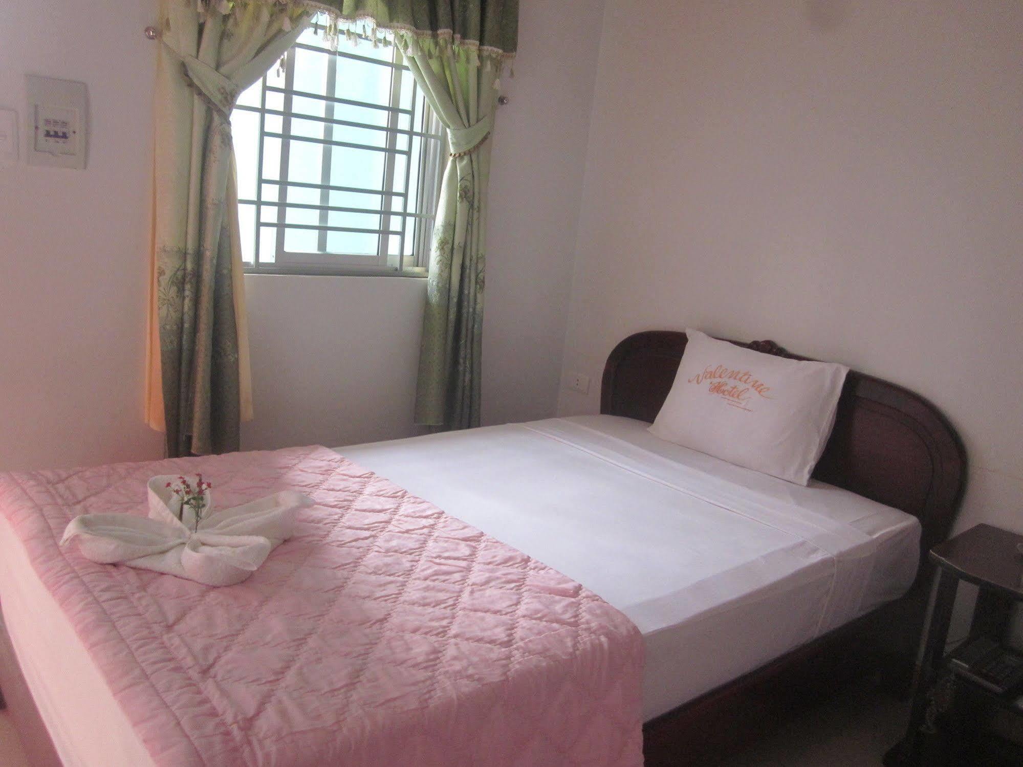 Valentine Hotel Hué Eksteriør billede